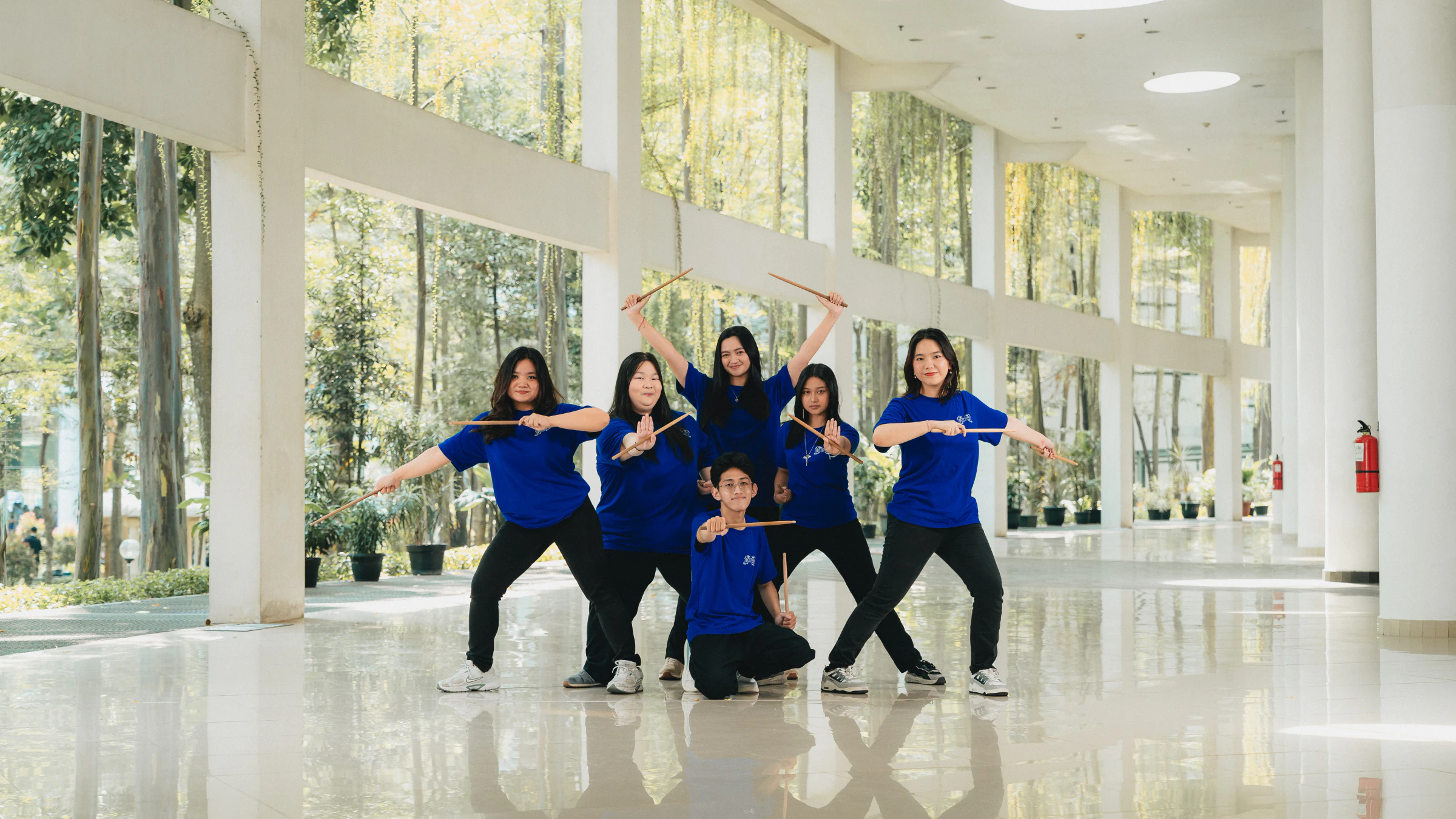 Foto Divisi Adhikara